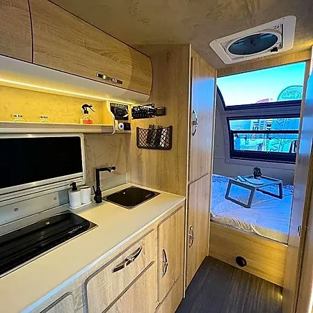 Renka Holidays And Caravans 3*